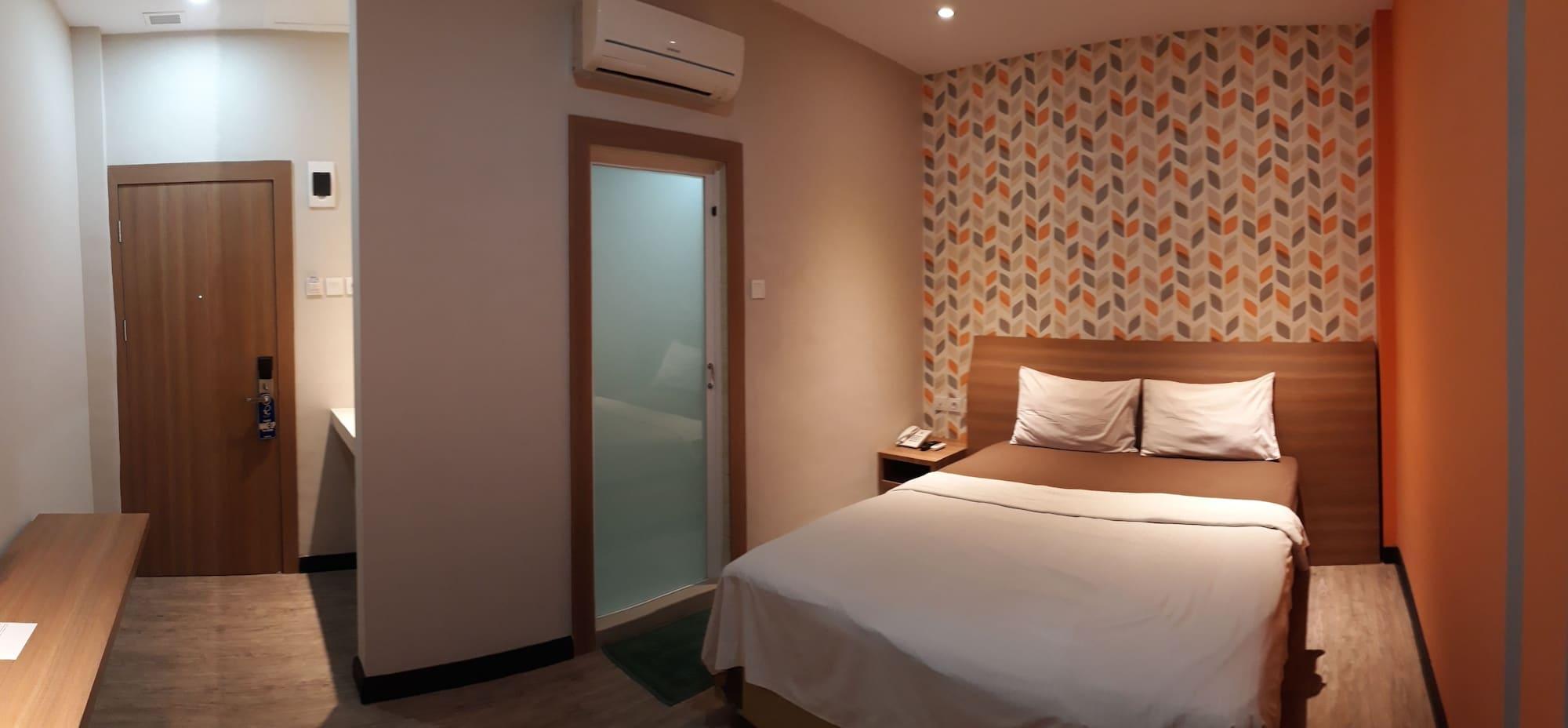 מדאן Kama Hotel מראה חיצוני תמונה