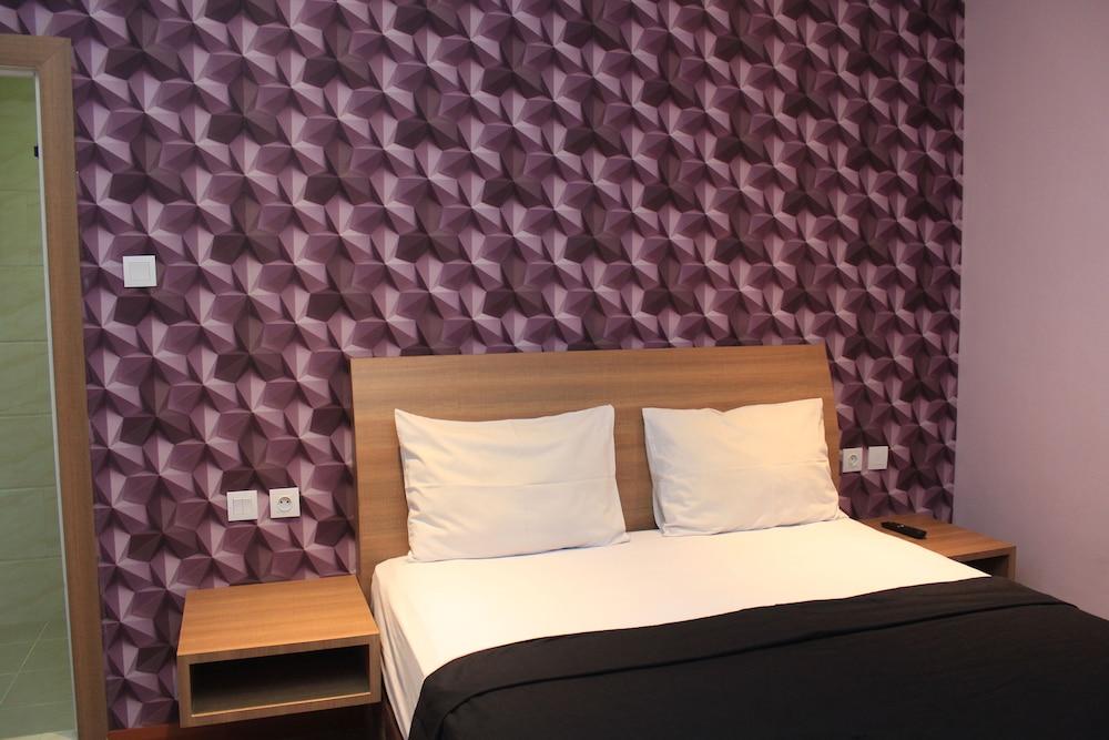 מדאן Kama Hotel מראה חיצוני תמונה