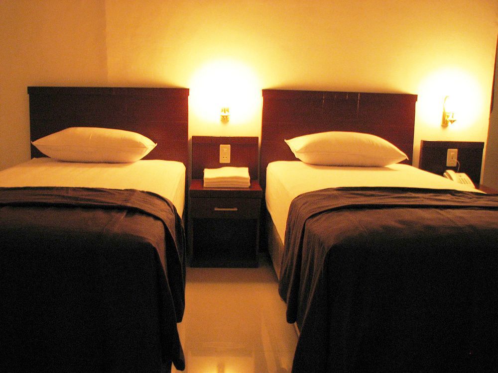 מדאן Kama Hotel מראה חיצוני תמונה