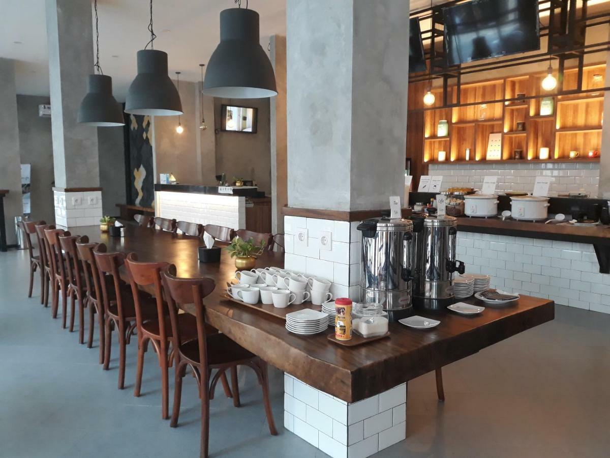 מדאן Kama Hotel מראה חיצוני תמונה