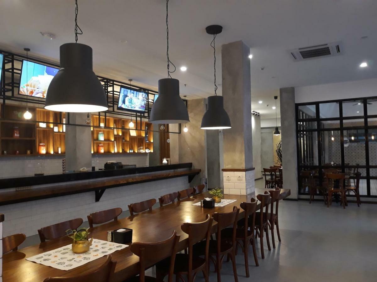 מדאן Kama Hotel מראה חיצוני תמונה