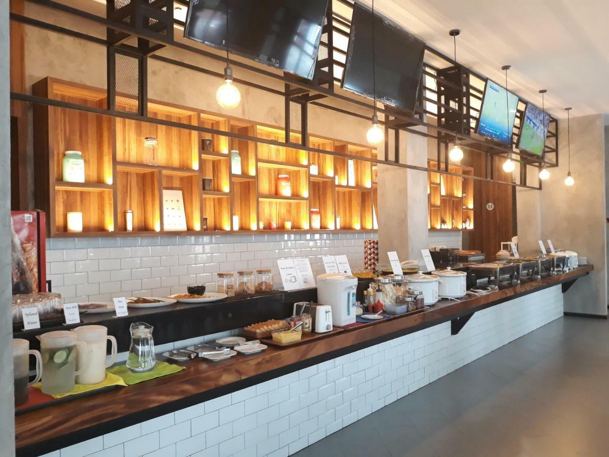 מדאן Kama Hotel מראה חיצוני תמונה